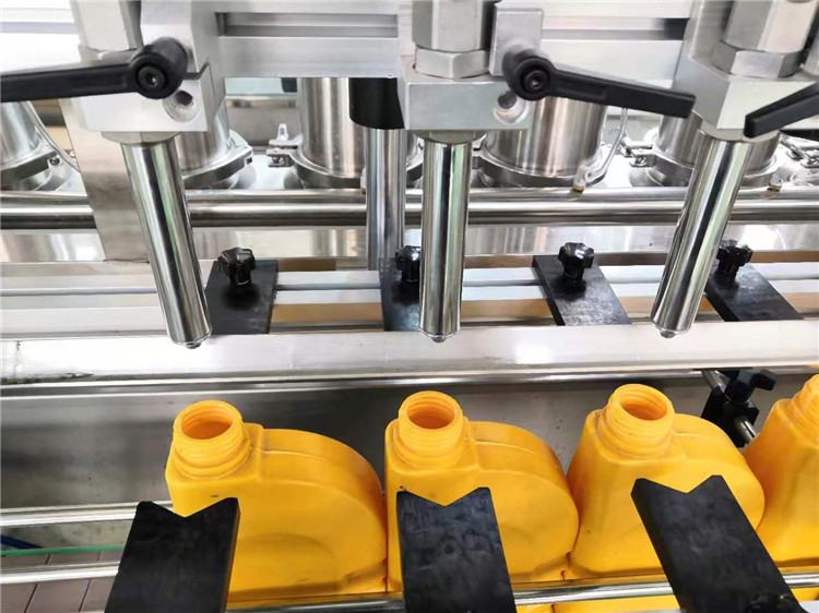 Riempitrice chimica per bottiglie LDP